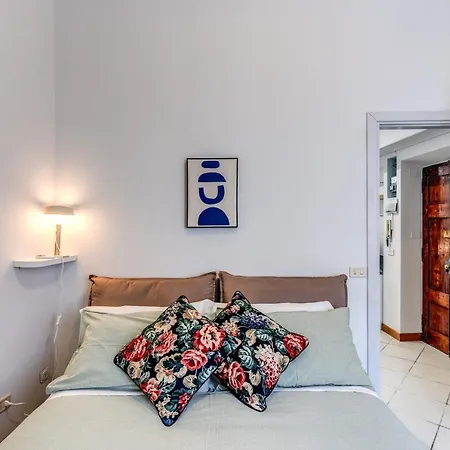 Residenza * Rome